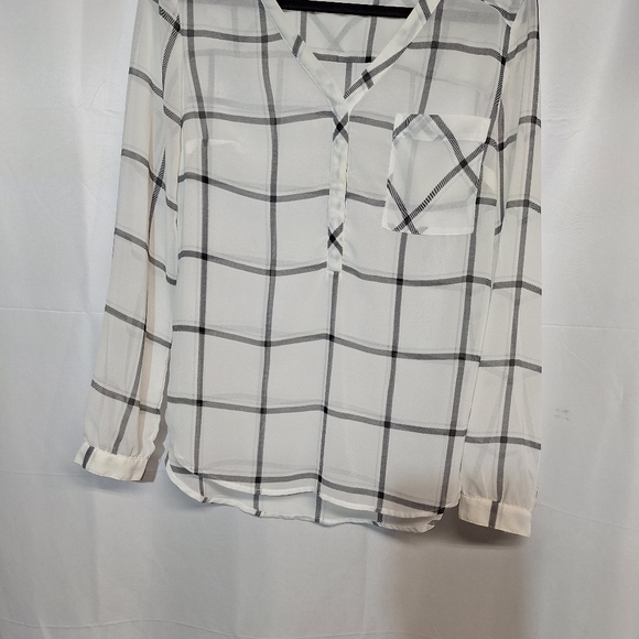 MERONA MEDIUM BLOUSE - Picture 2 of 8